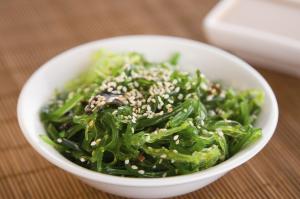 come-preparare-uninsalata-di-alghe_e59e75d939c6f12bbcf6b4d1a34436a8