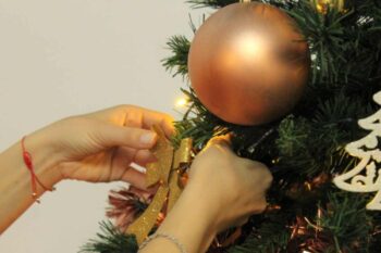 albero e decorazioni